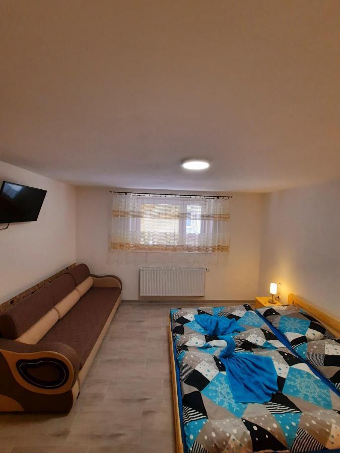 Apartmán Sen Petrov Exterior foto